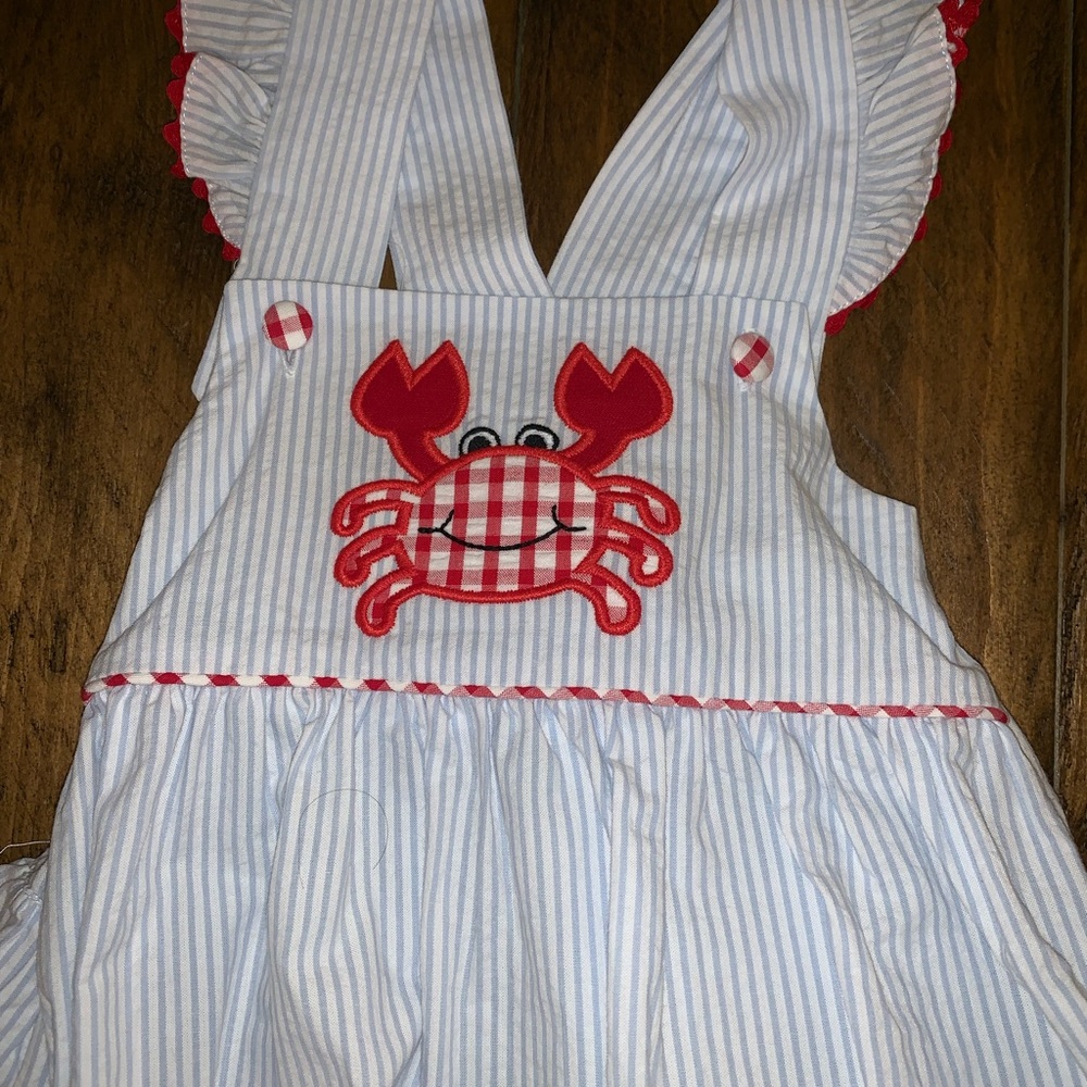 Crab ruffle bubble. - Picture 3 of 5